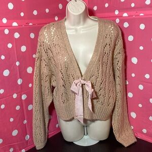 NWT M Victoria Secret sweater